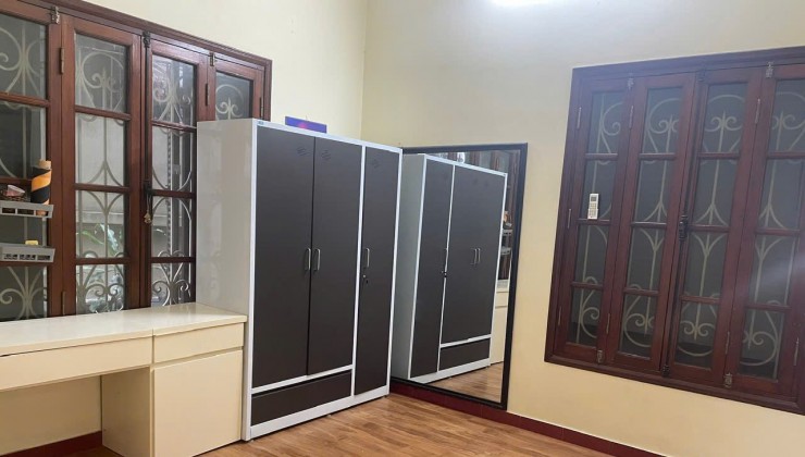 Cho thuê Ở HỘ GĐ nhà ngõ Hai Bà Trưng, Hoàn Kiếm, DT 45m2, 3,5T giá 17tr